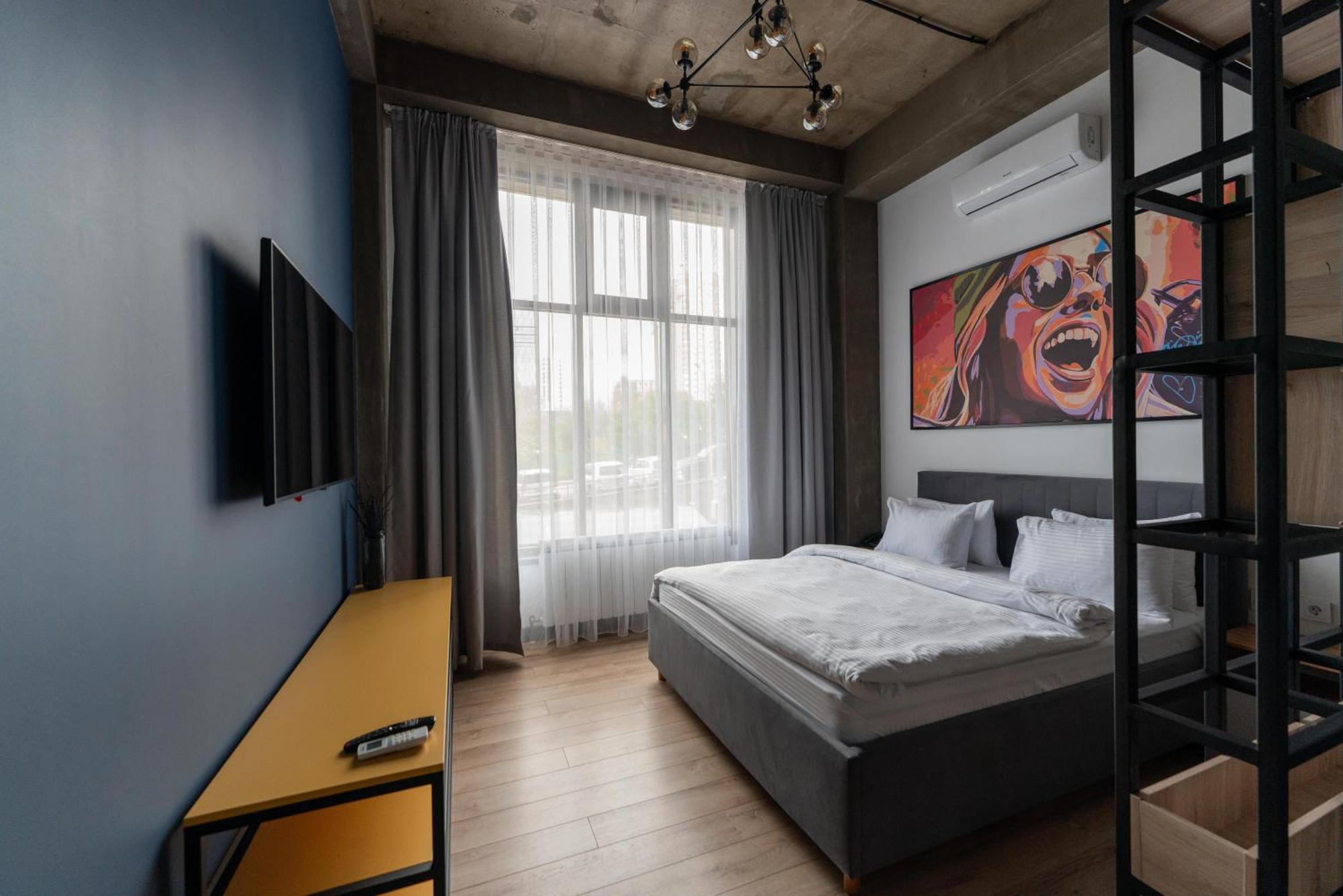 Apart Hotel Loft Almaty Esterno foto