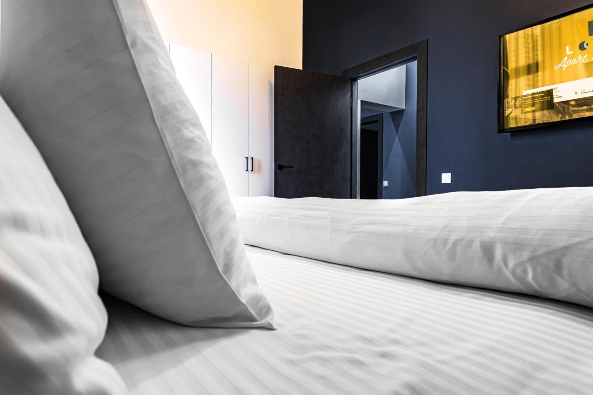 Apart Hotel Loft Almaty Esterno foto